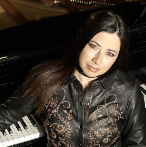 a headshot of keyboardist and composer Rachel Z for her live performance at the Roxy bar