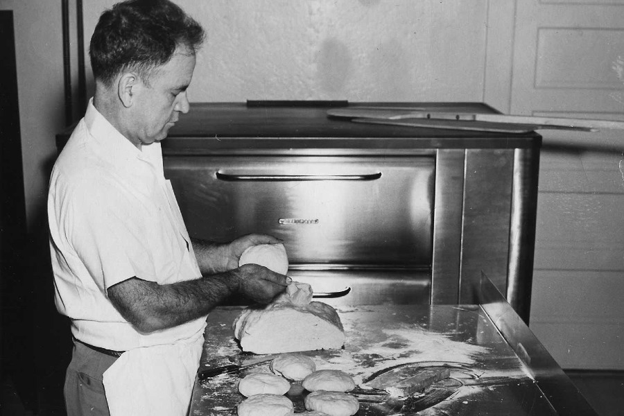 A Guide to the Best Pizza Slice In NYC | Soho Grand