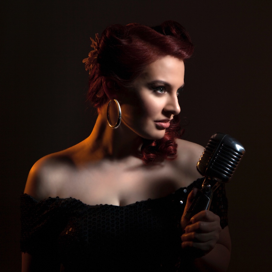 Tia Brazda Live Jazz in TriBeCa, NY The Django Jazz Club