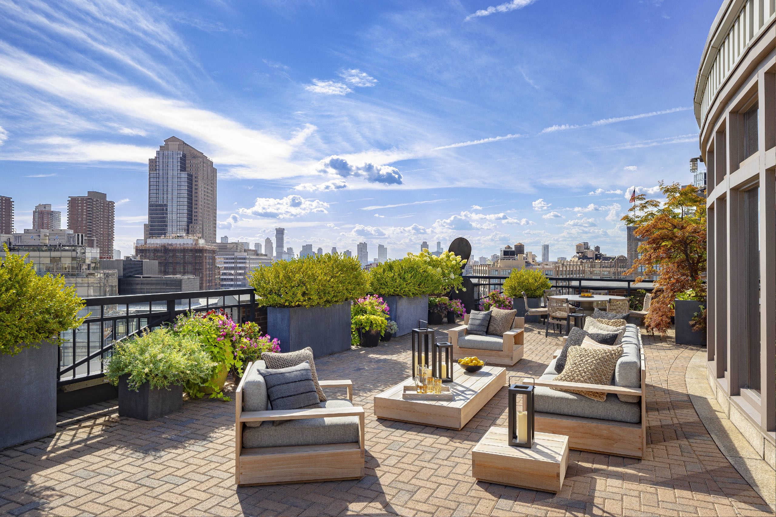 Loft south full terrace with southwest view