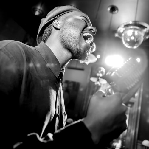 Tyreek mcdole singing at club room 500x500