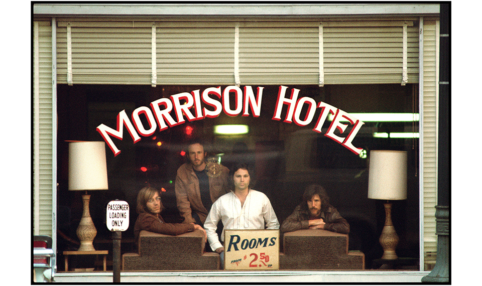 Doors mhotel8x10 feature