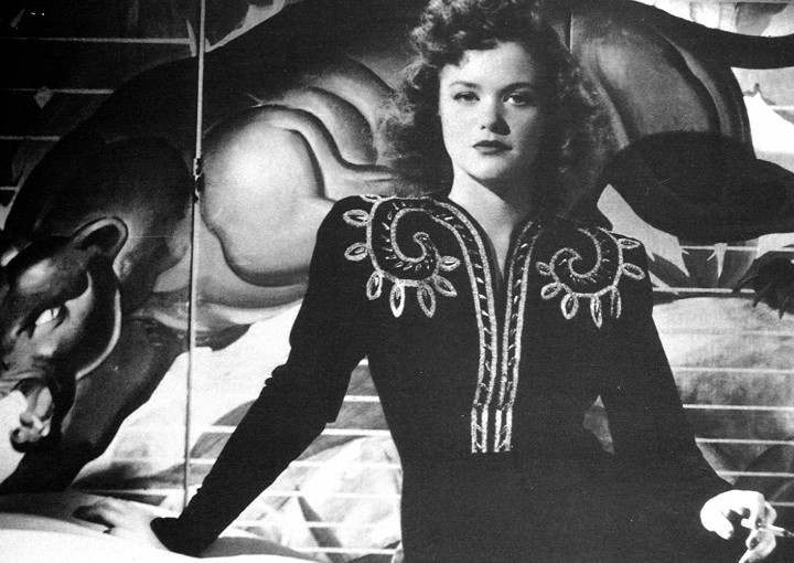 Image from the 1942 motion picture Cat People