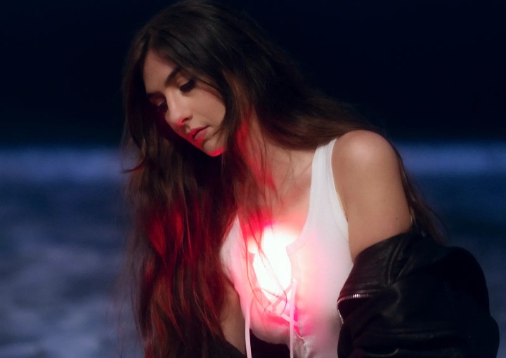 Portrait of musician Weyes Blood