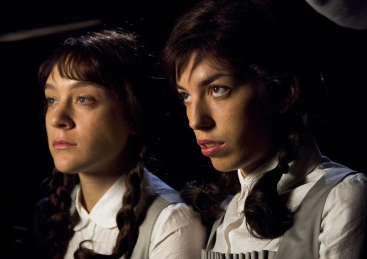 Image from the 2006 motion picture Sisters