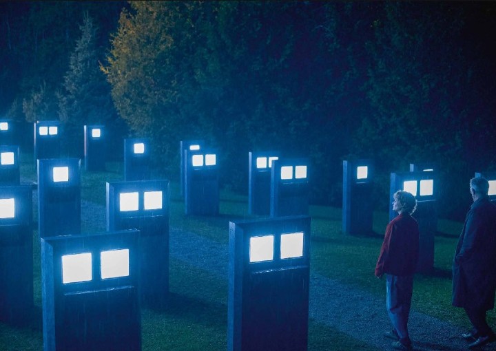 Image from the motion picture The Shrouds