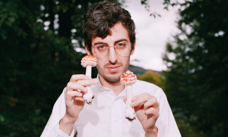 Portrait of Hamilton Morris
