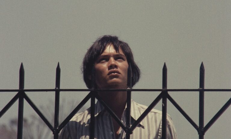 Image from the motion picture Manila in the Claws of Light
