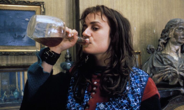 Image from the motion picture Vagabond