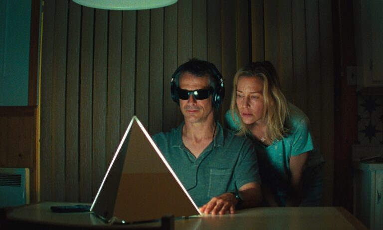 Image from the motion picture Amour Apocalypse