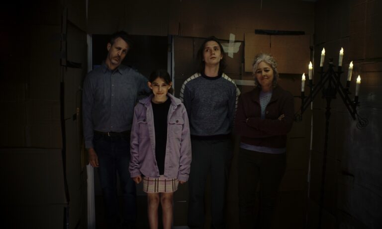 Image from the motion picture Room Temperature