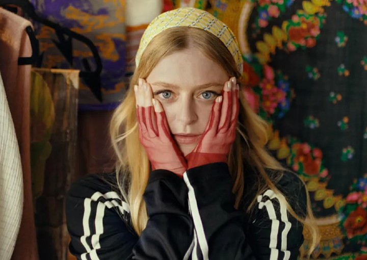 Image from the motion picture Idiotka