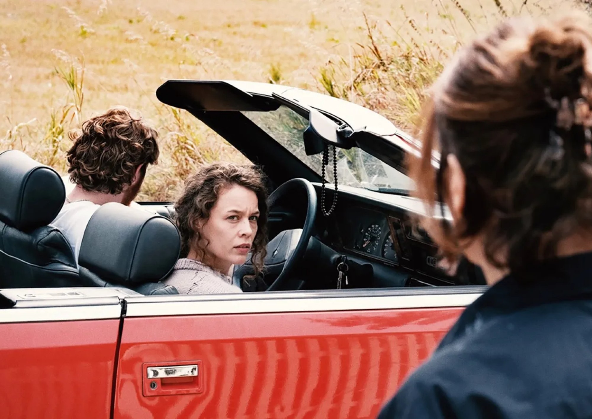 Image from the motion picture Miroirs No. 3