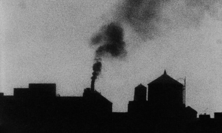 Image from the motion picture New York Portrait, Chapter I