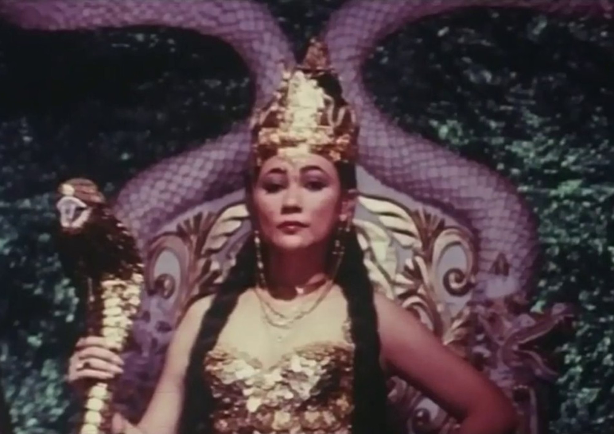Image from the motion picture Nyi Blorong