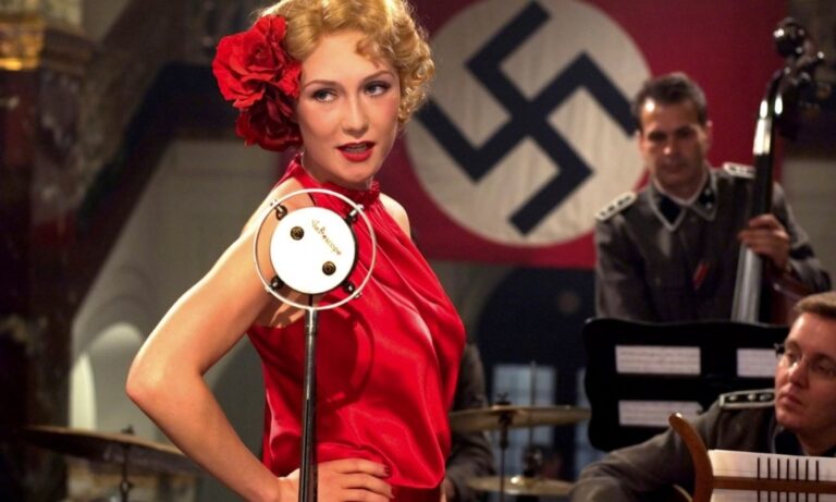 film still from Black Book (Paul Verhoeven, 2006)