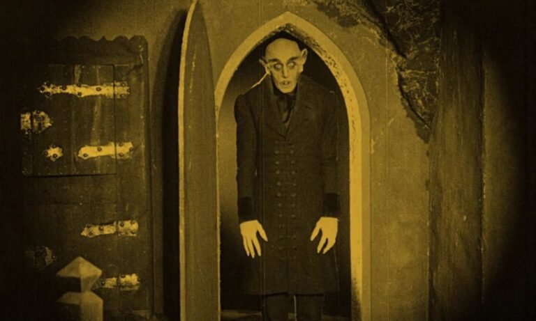 film still from Nosferatu (1922)