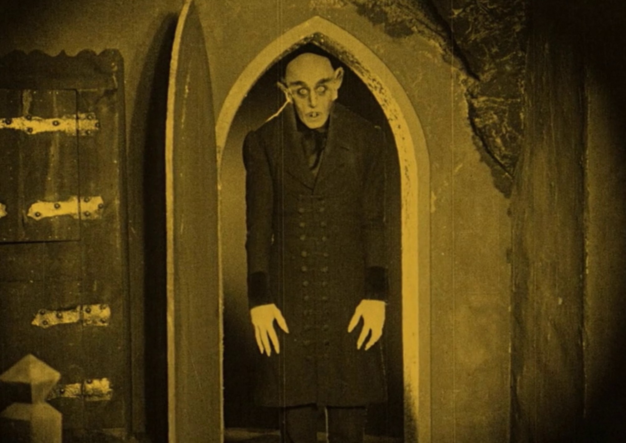 film still from Nosferatu (1922)