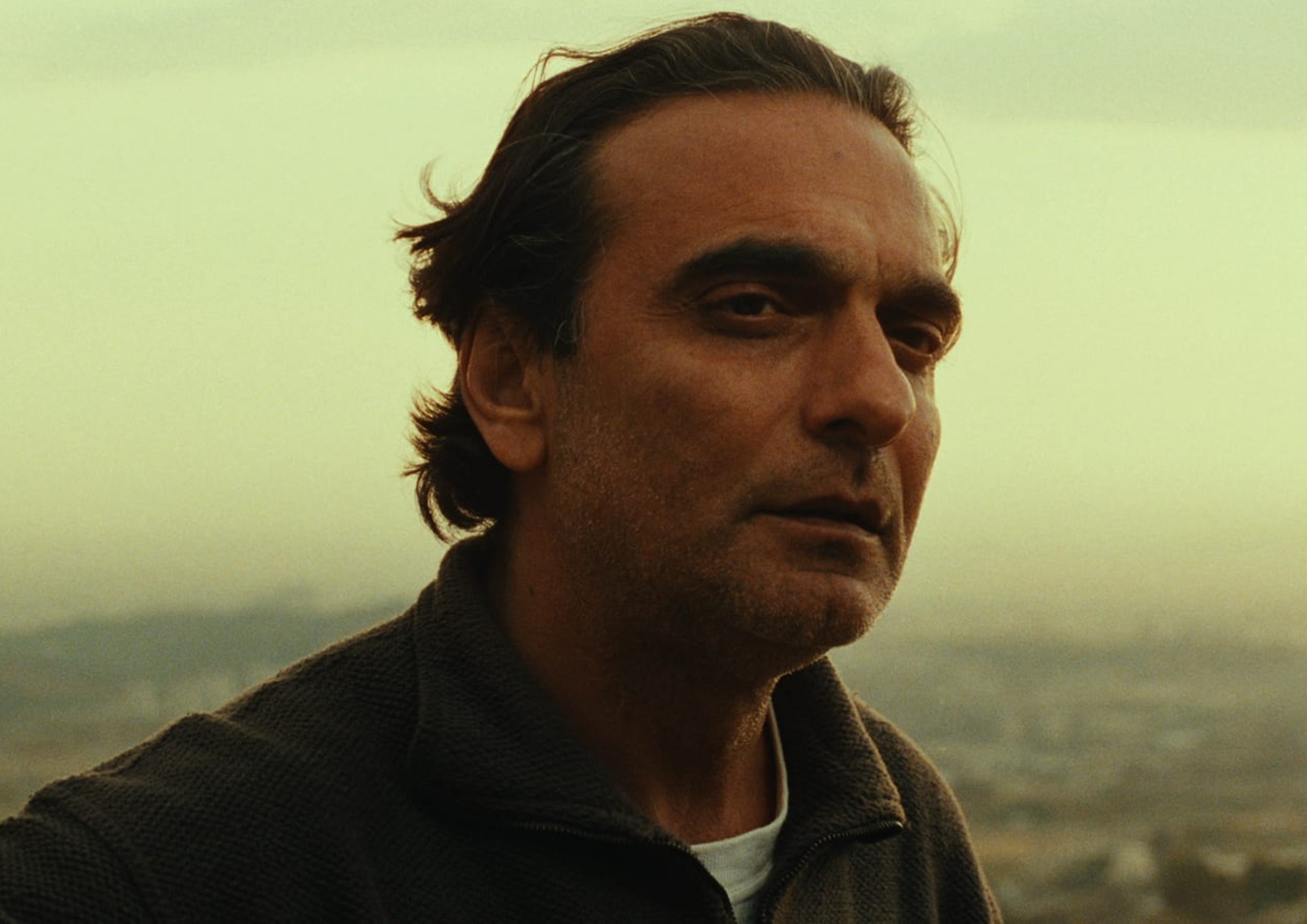 film still from Taste of Cherry (1997)